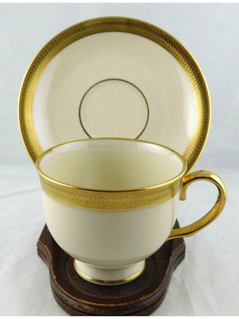 Lenox Lowell Teacup & Saucer Set Gold Trim Vintage Elegant Fine Bone China USA